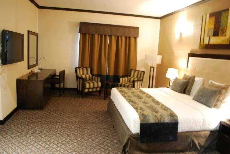 London Crown Hotel Dubai Bagian luar foto