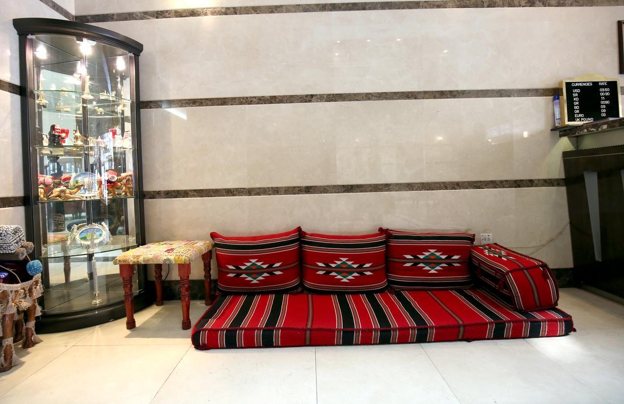 London Crown Hotel Dubai Bagian luar foto