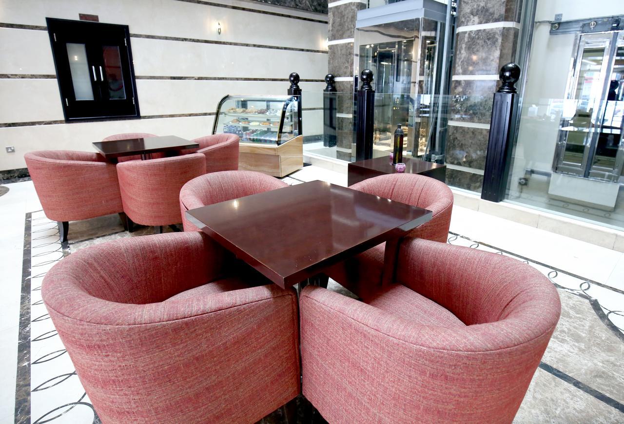 London Crown Hotel Dubai Bagian luar foto