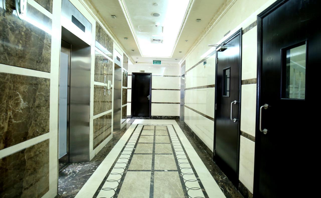 London Crown Hotel Dubai Bagian luar foto